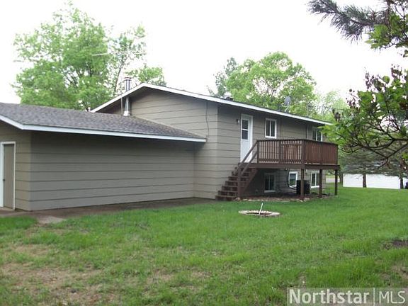 3rd image of 420 Fair Oaks Dr