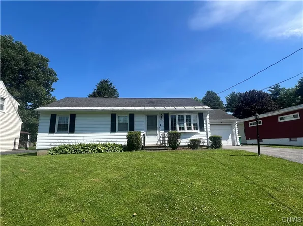 228 Fairway Dr, New Hartford, NY 13413