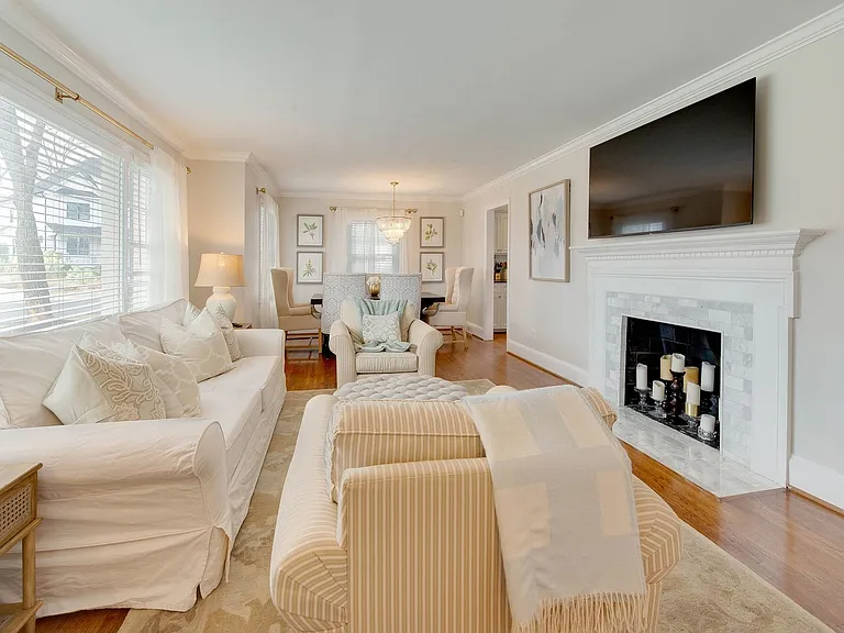 3221 Sunset Dr — Photo 8