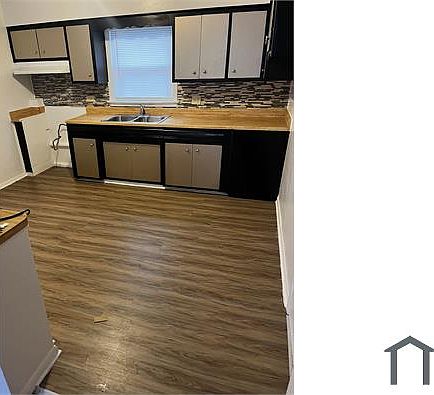 4th image of 10958 S Western Ave APT 1