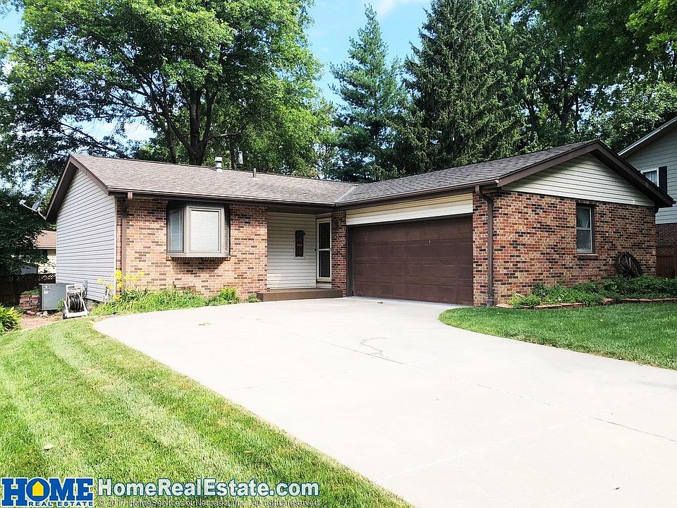 1st image of 4811 Cresthaven Dr