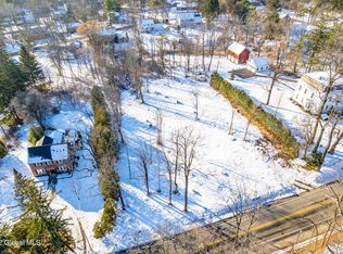 2204 Rosendale Rd, Schenectady, NY 12309