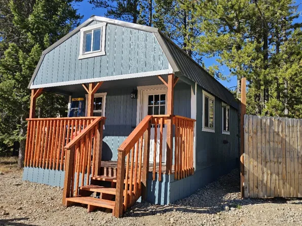 2163 E River Rd, Livingston, MT 59047
