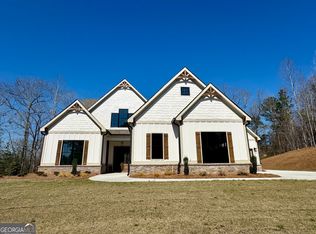 100 Tuxedo Cir, Forsyth, GA 31029