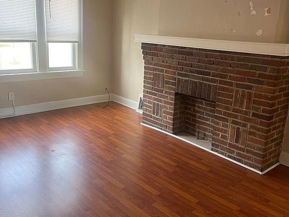 2nd image of 121 E Arcadia Ave APT D