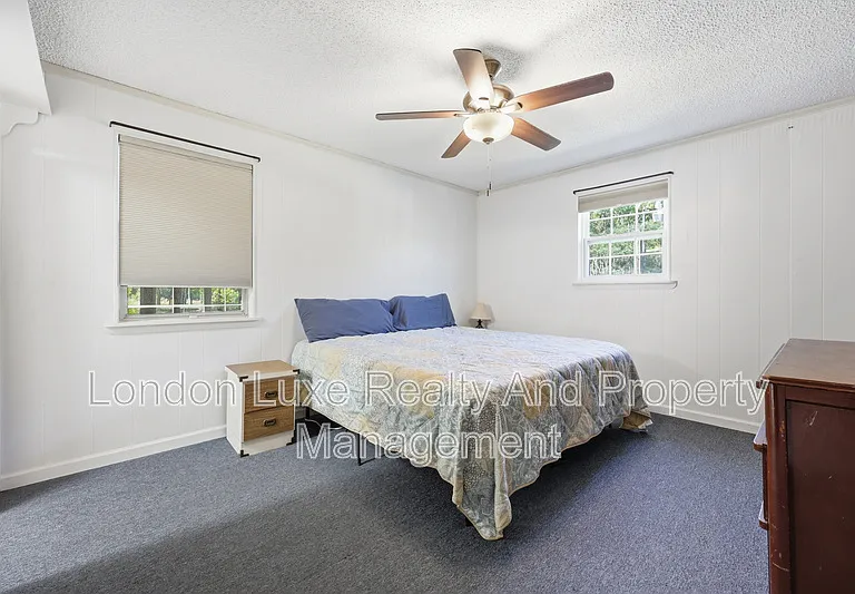9246 Bearden Rd — Photo 16