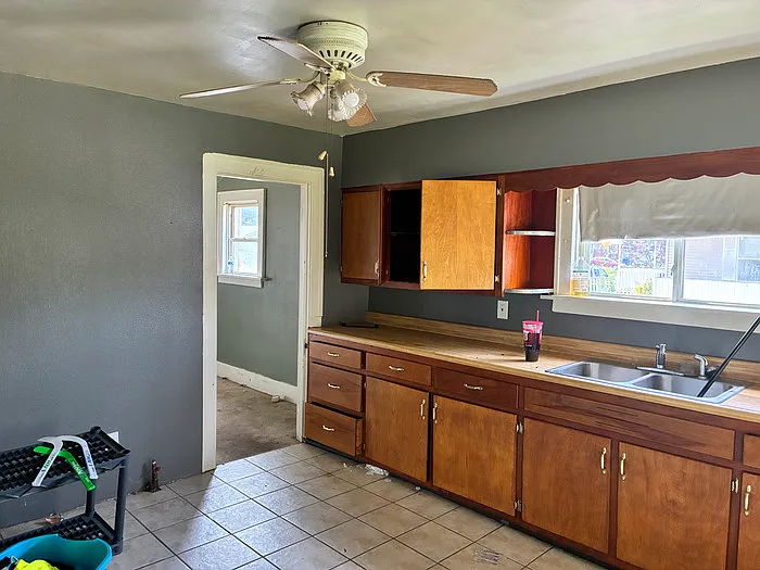 3001 Myrtle Ave — Photo 8