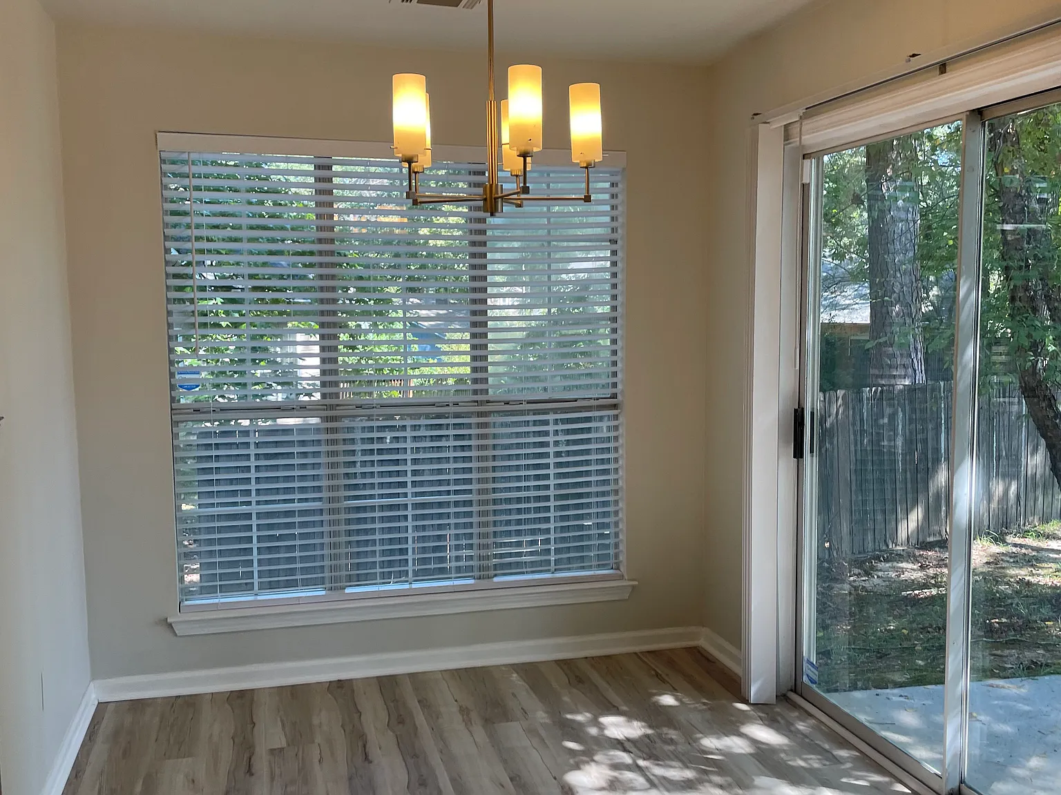 4 bed, 1474 sqft, $1,900 — Photo 3