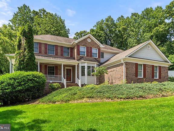 4th image of 5347 Wade Ct