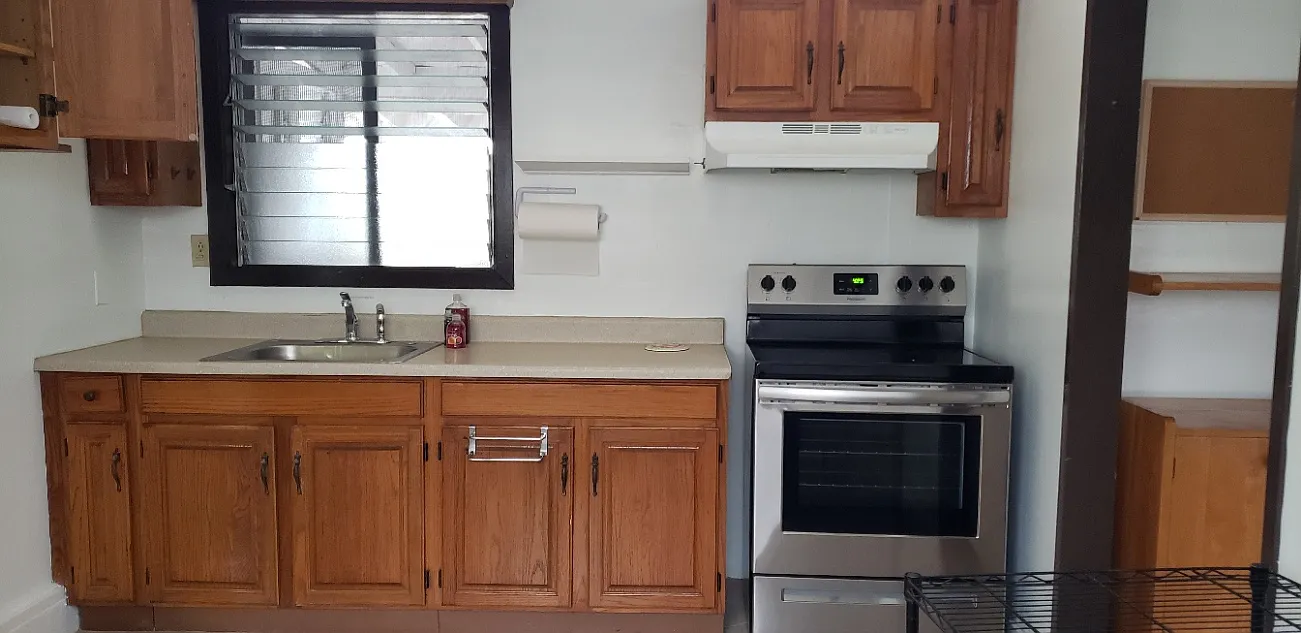 Studio, 400 sqft, $1,700 — Photo 3