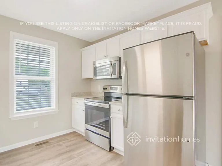 386 Rosa Cir — Photo 8