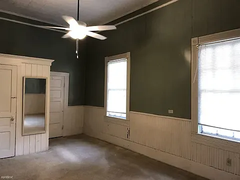 816 W Main St — Photo 3
