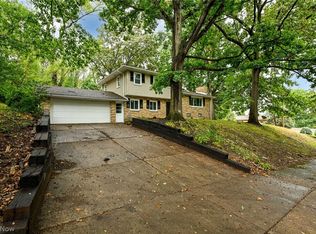 475 Iroquois Ave, Akron, OH 44305