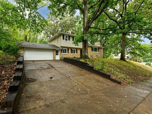 475 Iroquois Ave, Akron, OH 44305