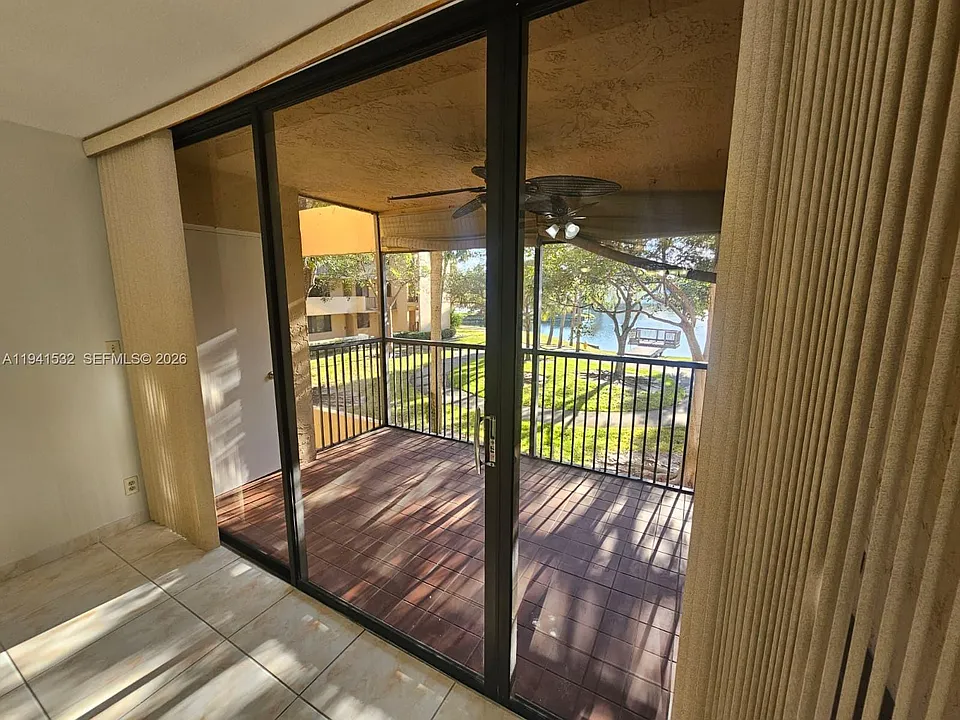 8592 W Sunrise Blvd #209