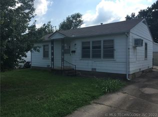 365 S Elmhurst Ave, Bartlesville, OK 74006