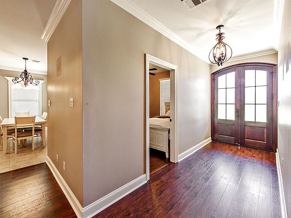 3rd image of 190 Orange Grove Rd