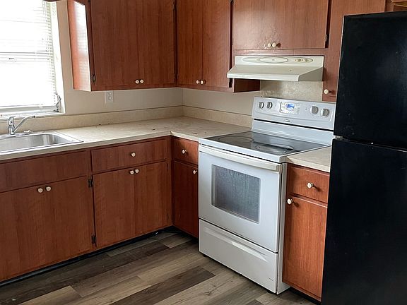 4th image of 2360 S Olga Dr #2