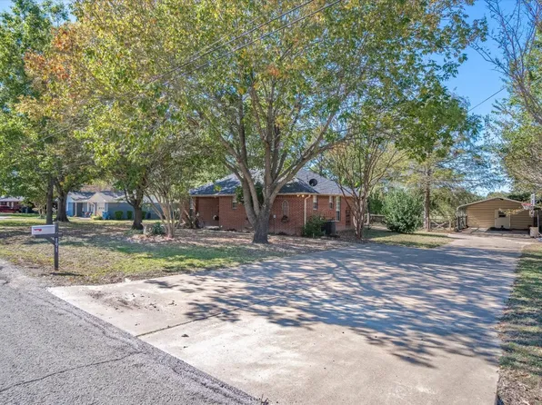 191 Chestnut Dr, Van, TX 75790