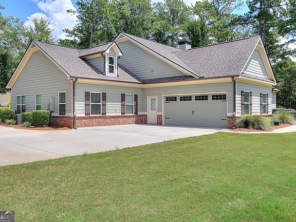 5th image of 1414 Maple Cove Ln