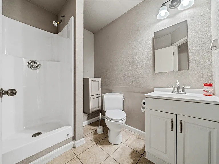 Second Bath & a half(Standup shower)