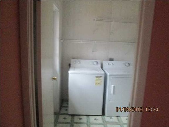 3rd image of 630 Joryne Dr