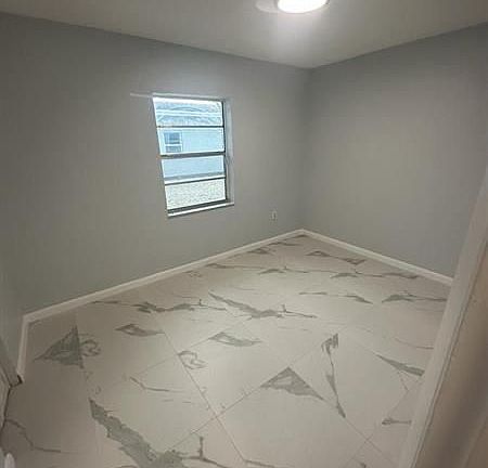 2nd image of 616 NW 5th Ave APT 5