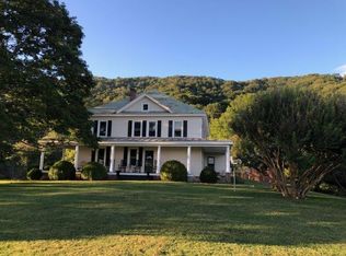 622 Old Bridle Creek Dr, Independence, VA 24348