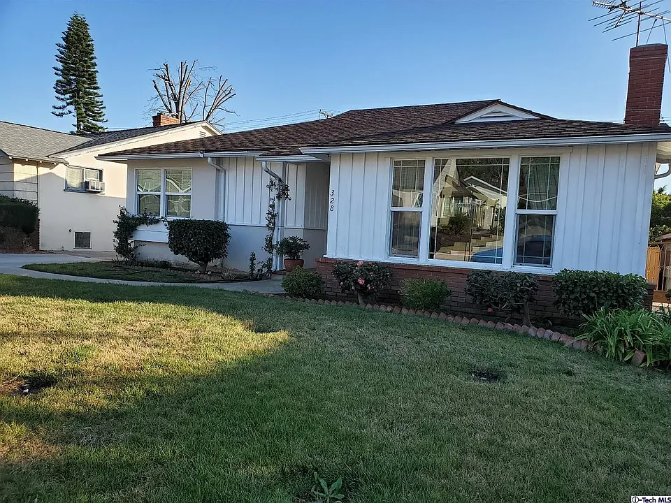 328 Parkwood Dr