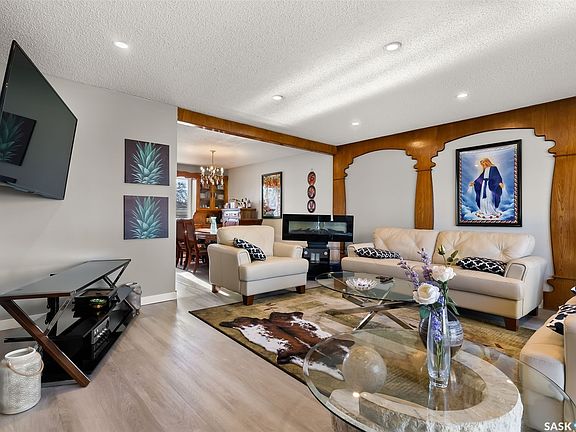 5th image of 31 Rink Avenue