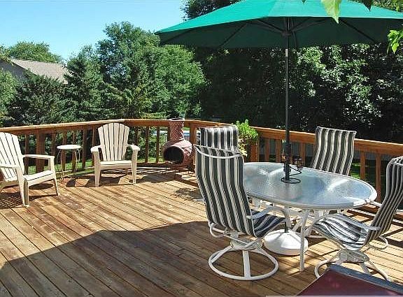 2nd image of 8967 Pinehurst Ct