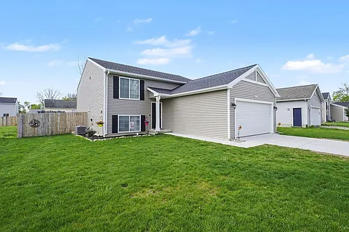 202 Creek Pointe Cir Photo 1