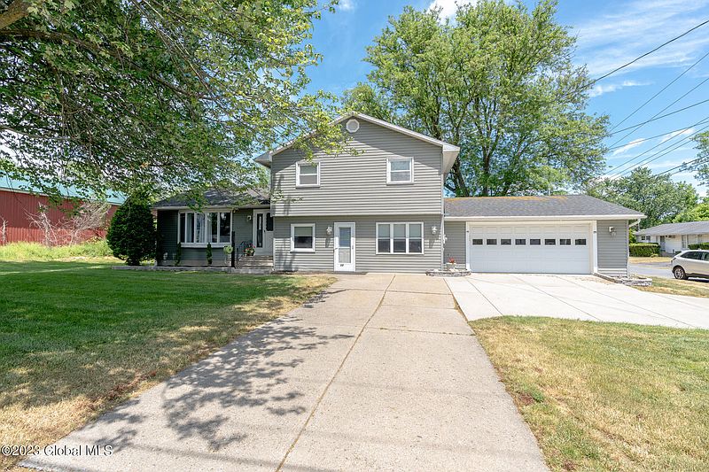 2nd image of 13 Howland Avenue