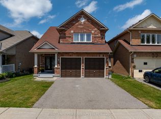 26 Ivy Jay Cres, Aurora, ON L4G 0E6