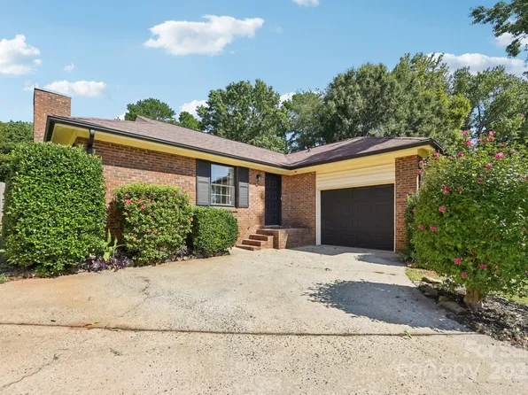 4409 Spring Branch Ct, Charlotte, NC 28227