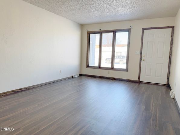 bismarck-north-dakota-447600754 picture