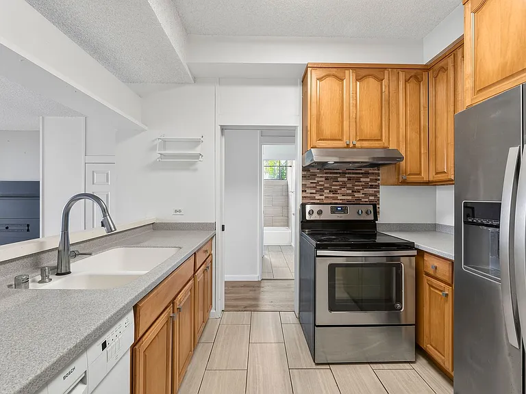 1030 Aoloa Pl #209B — Photo 3