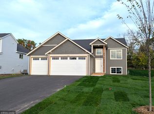 19087 Goodhue St NE, East Bethel, MN 55011