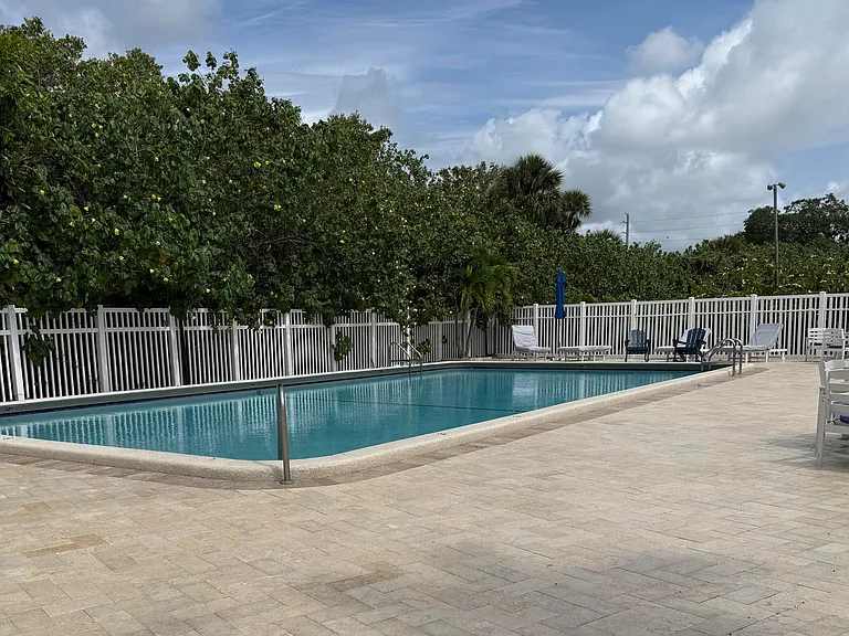 96 Del Rio Blvd — Photo 16