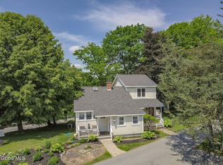 5 Hanneford Road, Queensbury, NY 12804