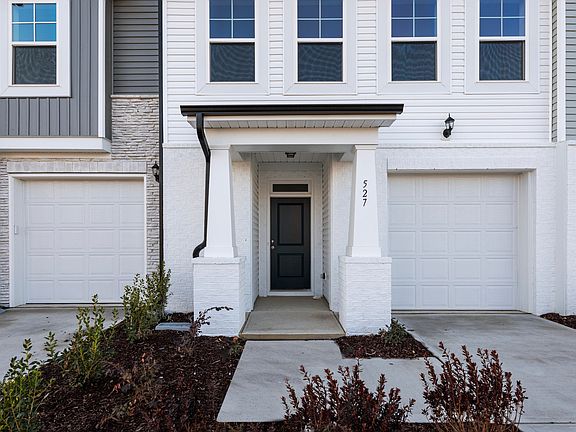 4th image of 527 Eversden Dr