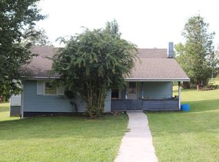 384 Old Federal Rd, Madisonville, TN 37354