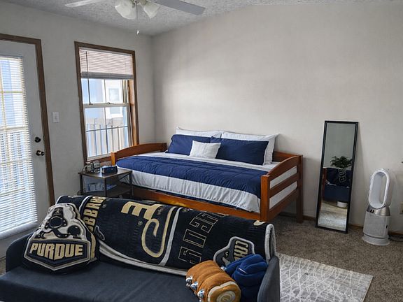 3rd image of 325 Pearl St #3582