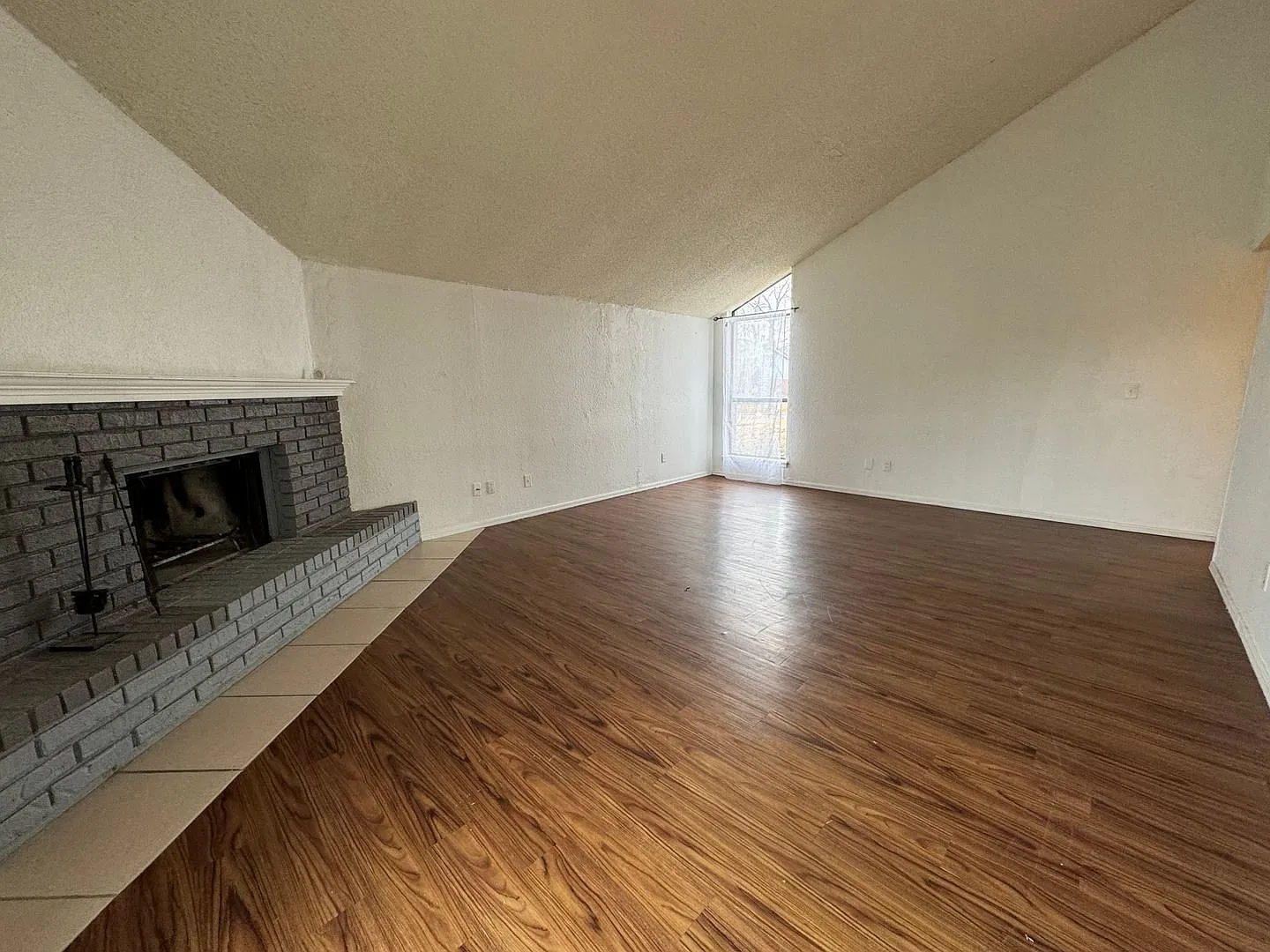 3 bedroom 2 bathroom Duplex in Tulsa! — Photo 4