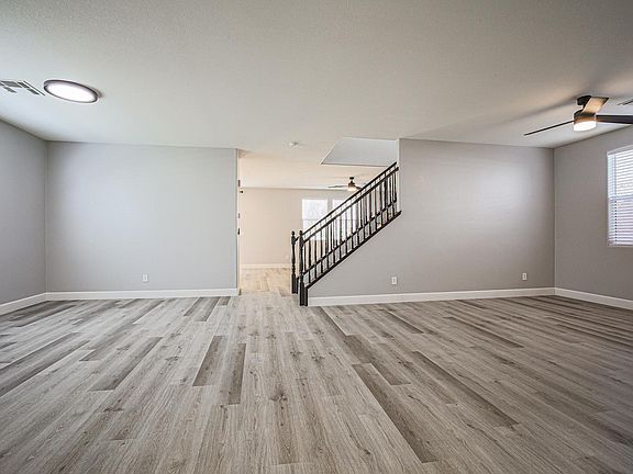 4th image of 729 Anacapri St