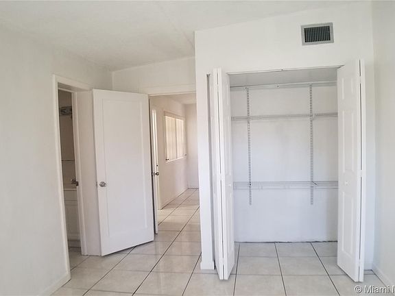 4th image of 210 Northwest Blvd