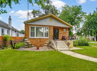 2221 121st Pl, Blue Island, IL 60406