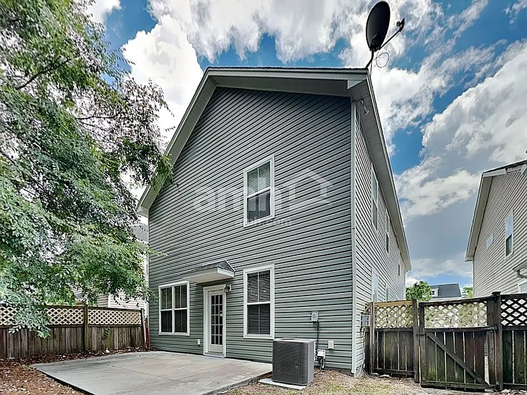 126 Diploma Dr — Photo 25