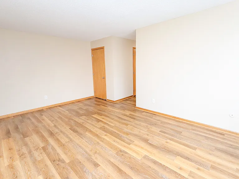 Clark Place Apartments & Townhomes — Photo 26