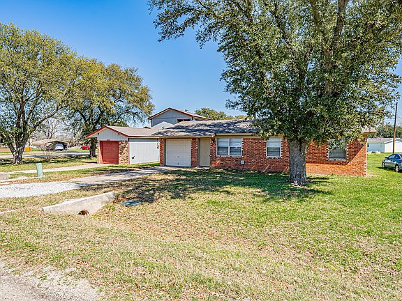 2nd image of 1848 Coral Rd